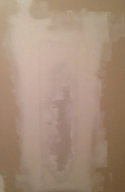 gallery-before-after-drywall-patch-